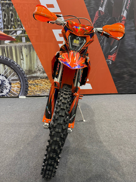 Мотоцикл Nine Fox Outlaw YB300H