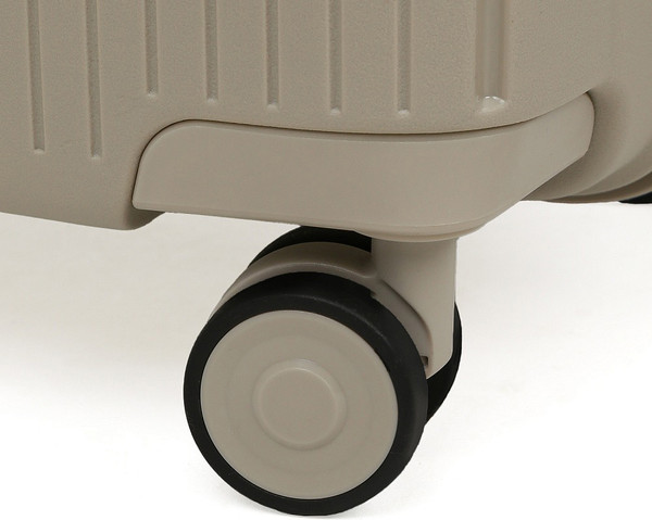 Чемодан на колесах Fabretti EN1040-20-13