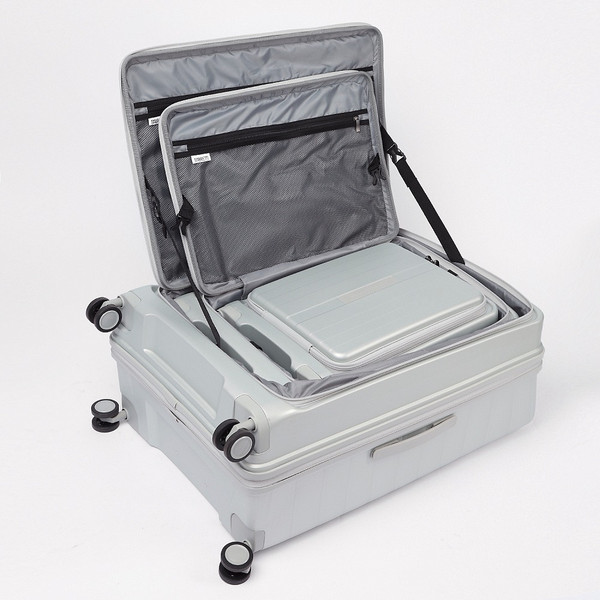 Чемодан на колесах Fabretti EN1050-20-33