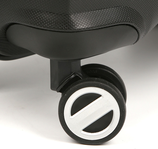 Чемодан на колесах Fabretti EN7520-24-2