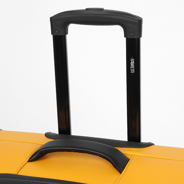 Чемодан на колесах Fabretti TR13545-24-7