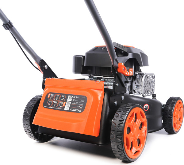 Газонокосилка бензиновая PATRIOT PT 412