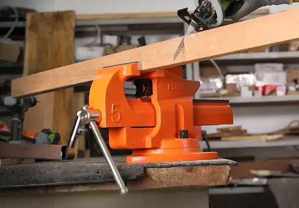 Тиски Pony Jorgensen 30105