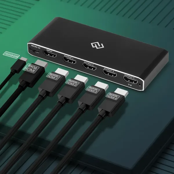 Сплиттер Digma DHSP-v2x4 HDMI (f)/4xHDMI (f)