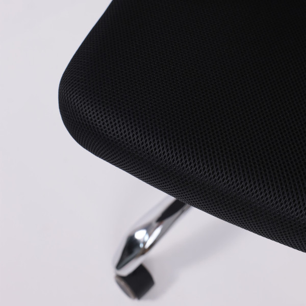 Кресло офисное AksHome Iris Chrome DMS