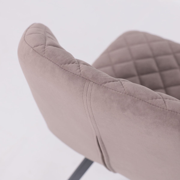 Стул Мамадома Robby D