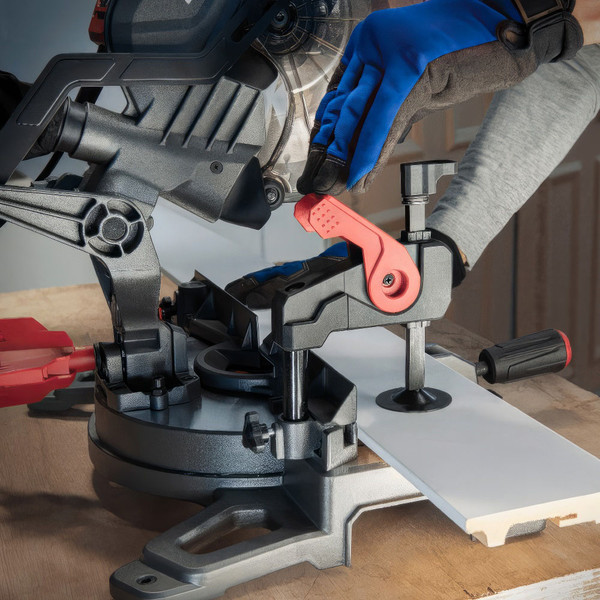 Торцовочная пила Skil MS1305 / MS1305SE00