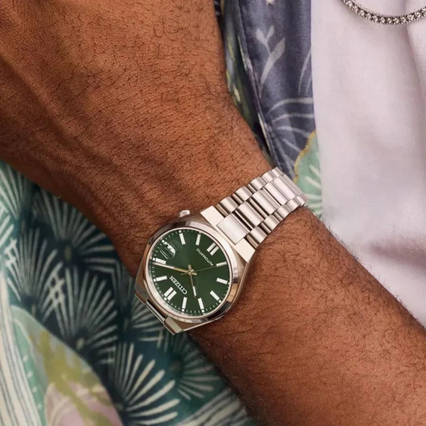 Часы наручные мужские Citizen NJ0200-50X