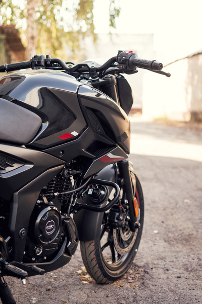 Мотоцикл Bajaj Pulsar N250 / pm01998109711