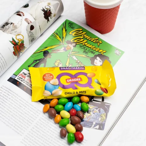 Протеиновые конфеты Snaq Fabriq С арахисом и молочным шоколадом