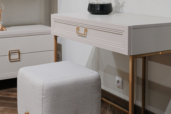 Туалетный столик Ангстрем Дольче спальня ДЛ-500.11