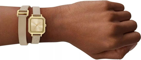 Часы наручные женские Armani Exchange AX5728