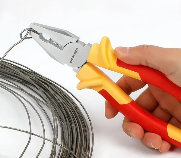 Плоскогубцы Workpro WP342017