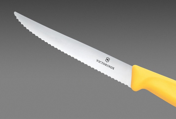 Нож Victorinox Swiss Classic 6.7238.C1