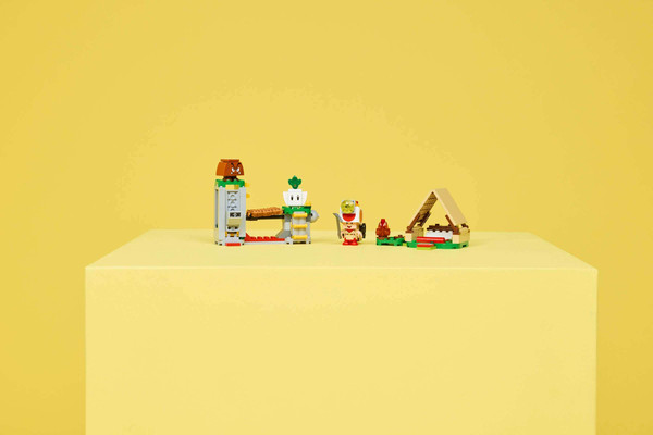 Конструктор Lego Super Mario Лагерь капитана Тоада 72040