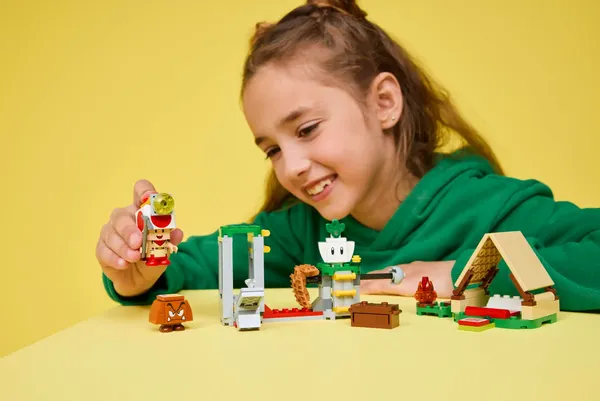 Конструктор Lego Super Mario Лагерь капитана Тоада 72040