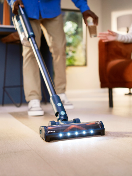 Вертикальный пылесос Philips XC5142/01