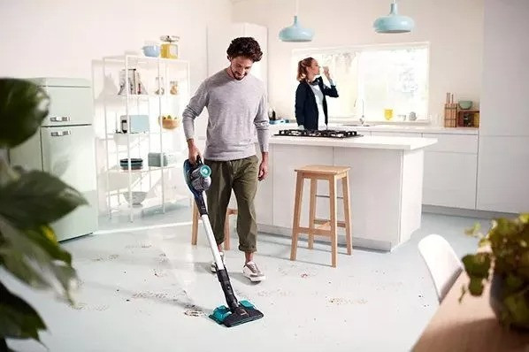 Вертикальный пылесос Philips FC6719/01