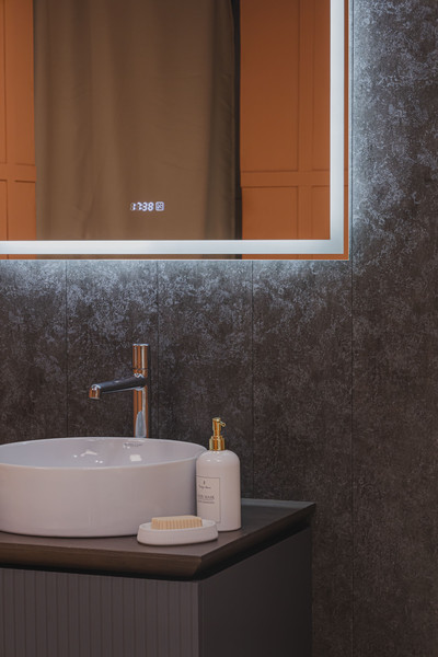 Зеркало Silver Mirrors Livia-Lite 80x60 / LED-00002819