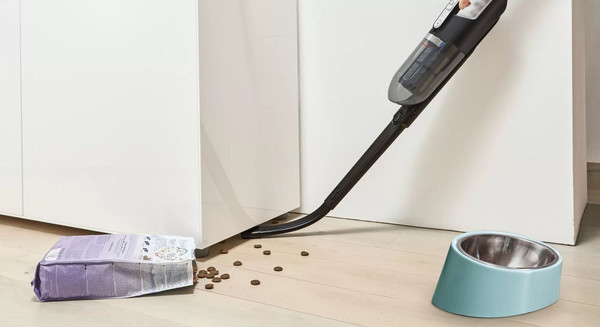 Вертикальный пылесос Bosch BBH3ZOO28