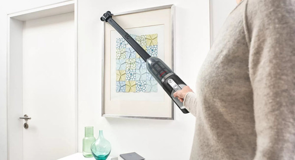 Вертикальный пылесос Bosch BBH3ZOO28