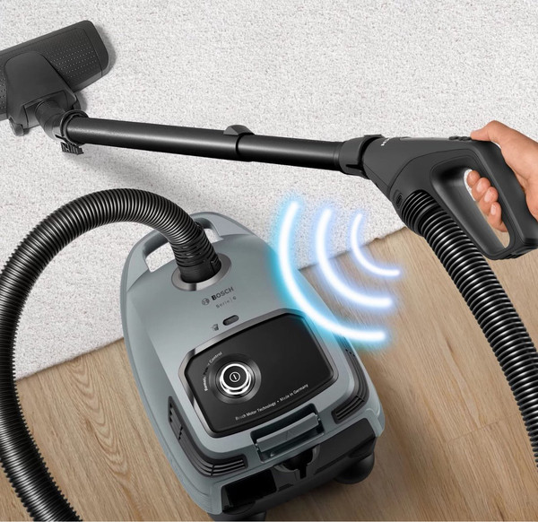 Пылесос Bosch BGB6X330