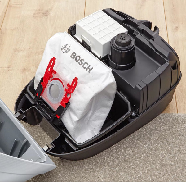 Пылесос Bosch BGB6X330