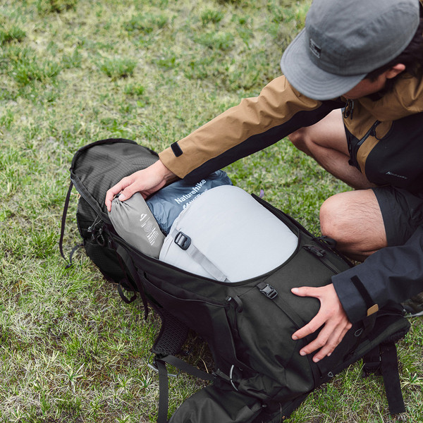 Рюкзак спортивный Naturehike Helium Series / CNK2450XB014-B70LL
