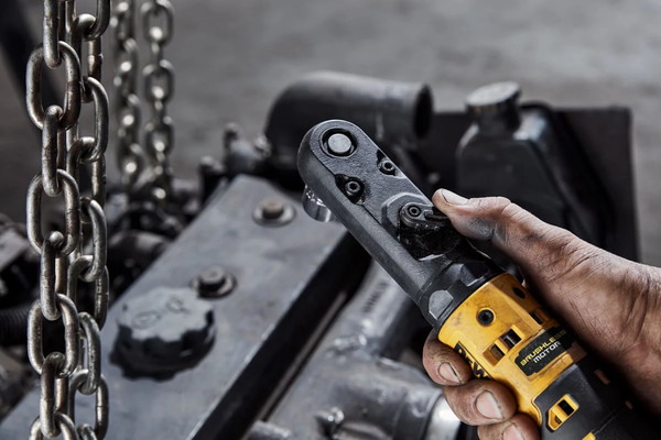 Профессиональный гайковерт DeWalt DCF510N