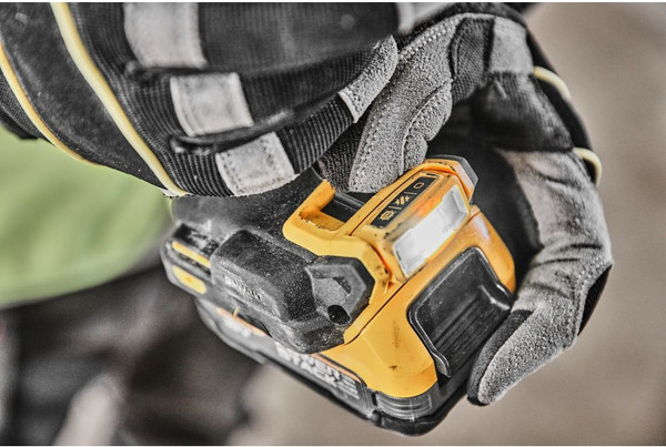 Профессиональная дрель-шуруповерт DeWalt DCD805H2T