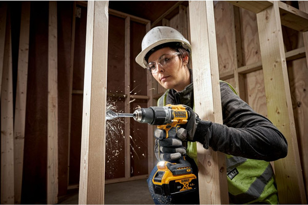 Профессиональная дрель-шуруповерт DeWalt DCD805H2T