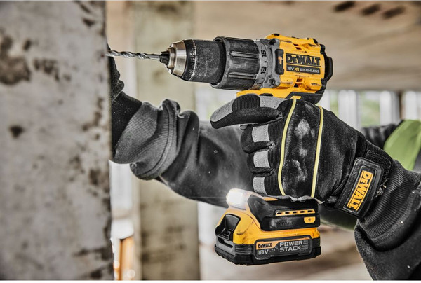 Профессиональная дрель-шуруповерт DeWalt DCD805H2T