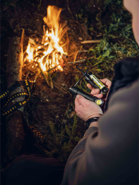 Фонарь Armytek Wizard C2 Pro Max Magnet USB