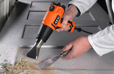 Профессиональный строительный фен AEG Powertools HG 600 VK