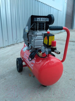 Воздушный компрессор Brado AR25A