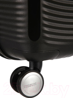 Чемодан на колесах American Tourister Soundbox 32G*09 002