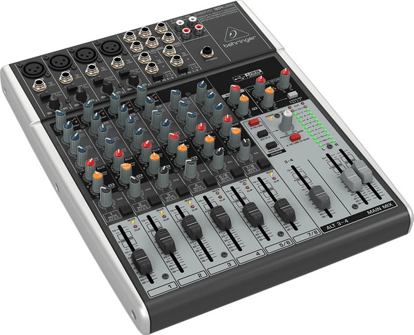 Микшерный пульт Behringer 1204USB