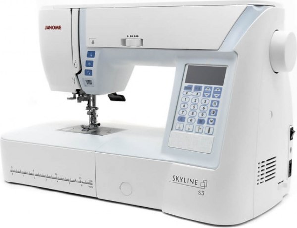 Швейная машина Janome Skyline S3