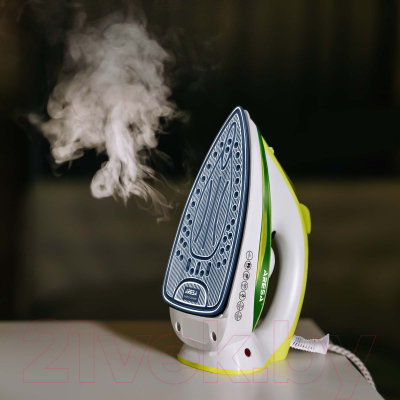 Утюг Aresa AR-3102