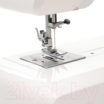 Швейная машина Janome S-17