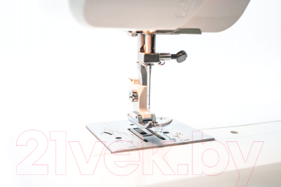 Швейная машина Janome S-19