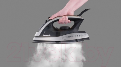 Утюг Panasonic NI-W950ALTW