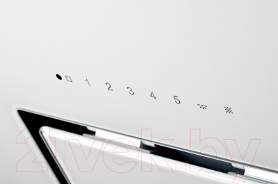 Вытяжка наклонная Kuppersberg F 660 W