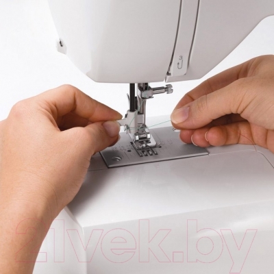Швейная машина Singer Starlet 6660