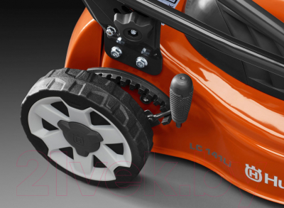 Газонокосилка электрическая Husqvarna LC 141C