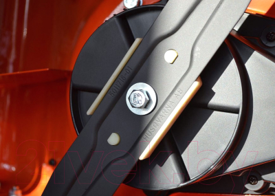 Газонокосилка электрическая Husqvarna LC 141C