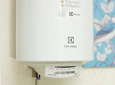 Накопительный водонагреватель Electrolux EWH 100 Heatronic DL DryHeat