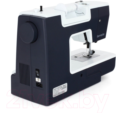Швейная машина Bernina Bernette B37