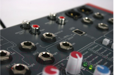 Микшерный пульт Allen & Heath ZED60-10FX