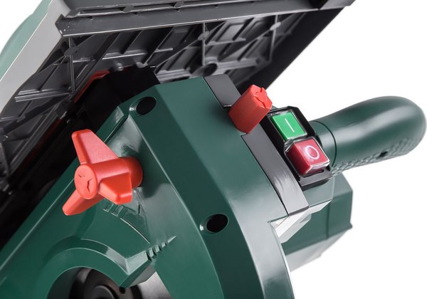 Торцовочная пила Hammer Hammer Flex STL1200/210C